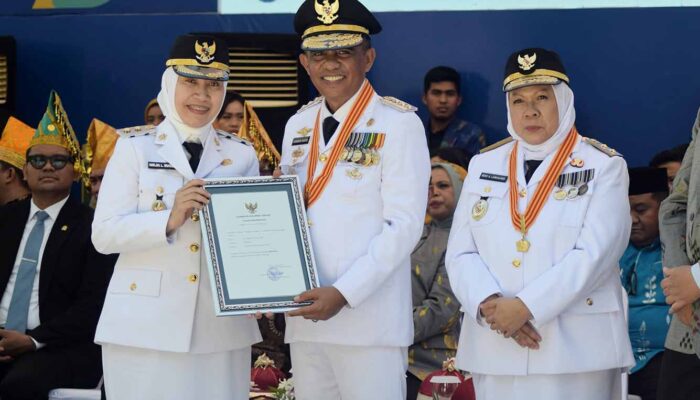 Pemkot Palu Terima Penghargaan Pratama UHC