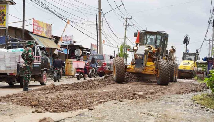 IMIP Bersinergi dengan Pemkab Morowali Perbaiki Jalan Poros Nasional