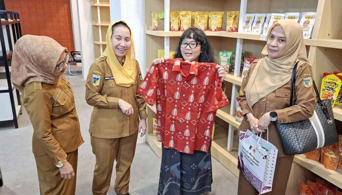 Dian Urip-Pemkot Palu Bersiap Angkat Tenun Lokal ke Dunia