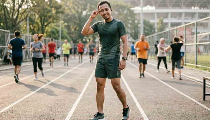 Waspada, Ini 12 Risiko Kesehatan Jika Terlalu Lama Berdiri