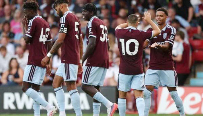 Lini Belakang Rapuh, Aston Villa Tumbang 2-4 dari Real Sociedad