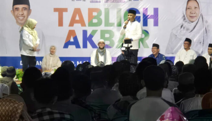 Tabligh Akbar di Lambunu, Anwar-Reny Disambut Aksi Seni Bela Diri 