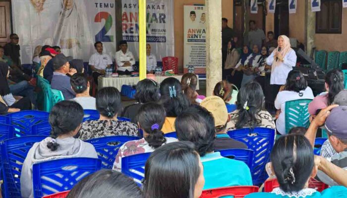 Anwar-Reny Gelar Turnamen Sepak Bola BERANI Cup di Nokilalaki 