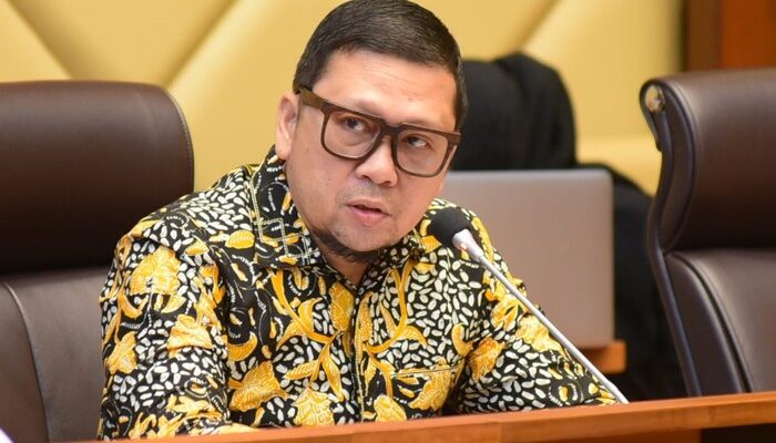 DPR Dorong Pencalonan Pilkades Gunakan Partai Politik