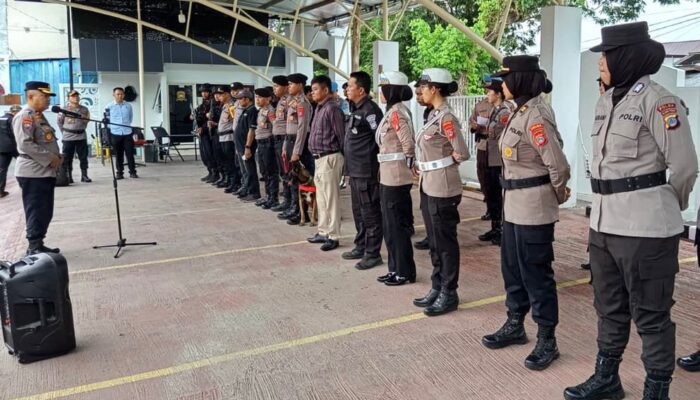 Polisi Perketat Keamanan KPUD Menjelang Penetapan Pemenang Pilkada