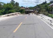 Video Viral Tunjukkan Jalan Trans Sulawesi di Poso Amblas