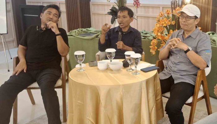 AI dan Jurnalisme: Menjaga Etika di Tengah Inovasi Teknologi