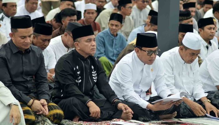 Kebersamaan di Vatulemo: Palu Khusyuk Rayakan Idul Adha