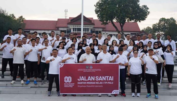 Semarak Kemerdekaan, Imigrasi Palu dan Warga Jalan Santai Bareng