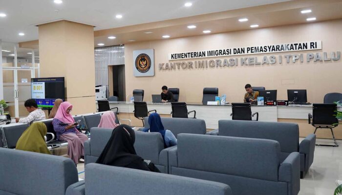 Imigrasi Palu Hadirkan Layanan Khusus Meski di Hari Libur