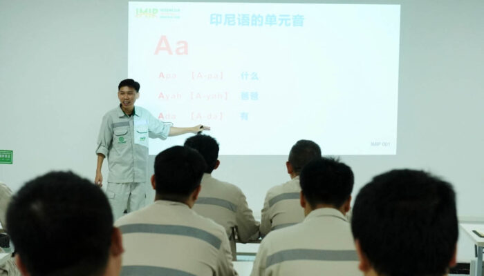 Program Bahasa di IMIP Tingkatkan Kolaborasi TKI dan TKA