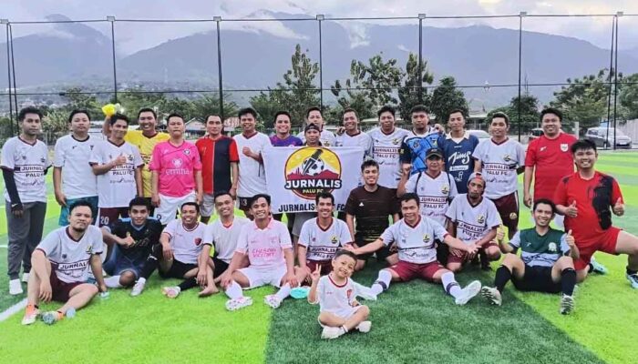 Jurnalis Palu FC-Old Star Sibalaya Utara Panaskan Final Asnawi Rasyid Cup