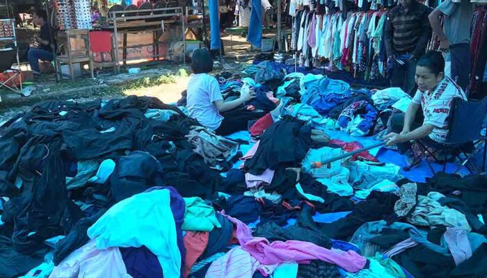 Kementerian UMKM Larang Thrifting di E-Commerce, Penjualan Mulai Ditutup