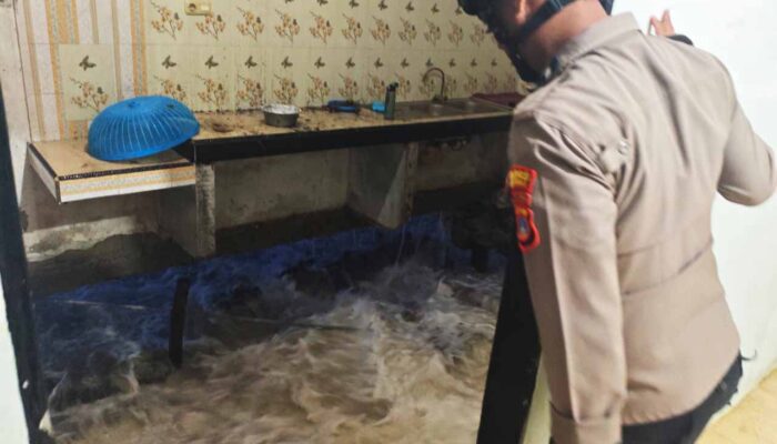 Gelombang Pasang Terjang Pesisir Tolitoli, Lima Rumah Rusak