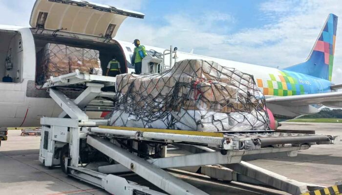 PT IMIP Kirim 36 Ton Bantuan Kemanusiaan untuk Aceh, Sumut, dan Sumbar