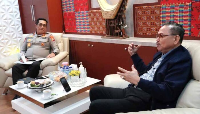 Frederik Kalalembang Tekankan Dialog dan Restorative Justice untuk Masalah Adat Toraja