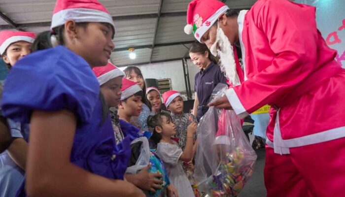 Indosat Berbagi Kasih: Menebar Hangat di Momen Natal untuk Anak Rentan