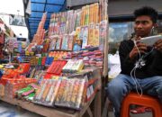 Pedagang Petasan di Palu Klaim Patuhi Aturan- Utamakan Keselamatan