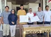 Pemkot Palu Perkuat Kinerja Bawaslu dan KPUD dengan Bantuan Mobil Operasional