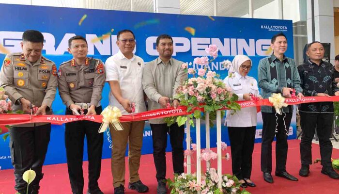 KALLA Toyota Buka Kembali Showroom Palu Juanda Pascarenovasi