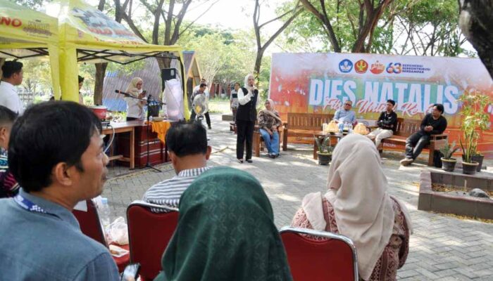 Diah Puspita Motivasi Mahasiswa Untad Palu Menjadi Wirausaha Muda
