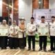 Kemenhaj Sulteng Beri Penghargaan Penyelenggara Haji Terbaik kepada Poso, Touna, dan Morowali