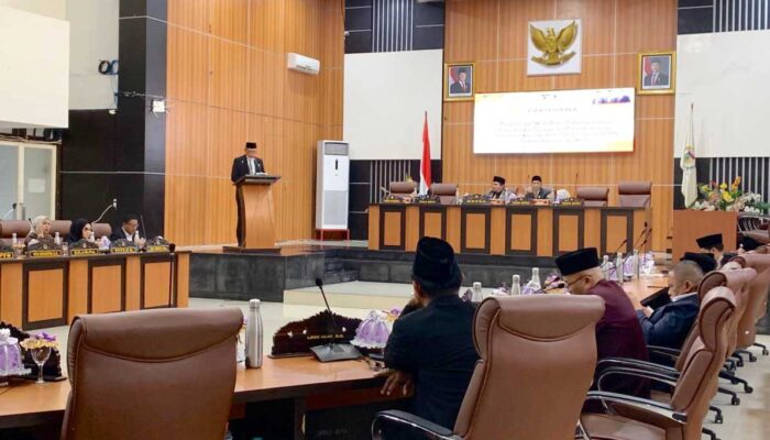 DPRD Palu Bedah Ranperda Pertanggungjawaban APBD 2025 dalam Rapat Paripurna