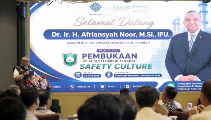Wamenaker Apresiasi Komitmen K3 di Kawasan Industri PT IMIP