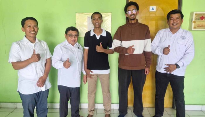 UINDak Palu Sambut Kedatangan Empat Mahasiswa Asing