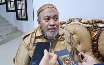 DLH Palu Tebang Dua Pohon di Taman GOR Demi Revitalisasi dan Keselamatan