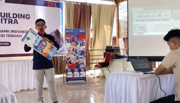 Cegah Uang Palsu, KPwBI Sulteng Masifkan Edukasi Soal Sinar UV Rupiah