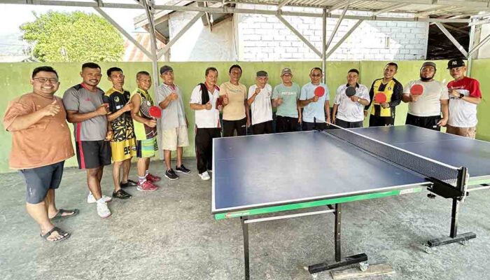 Semarakkan Kemerdekaan, Warga RW 006 Pengawu Gelar Turnamen Tenis Meja